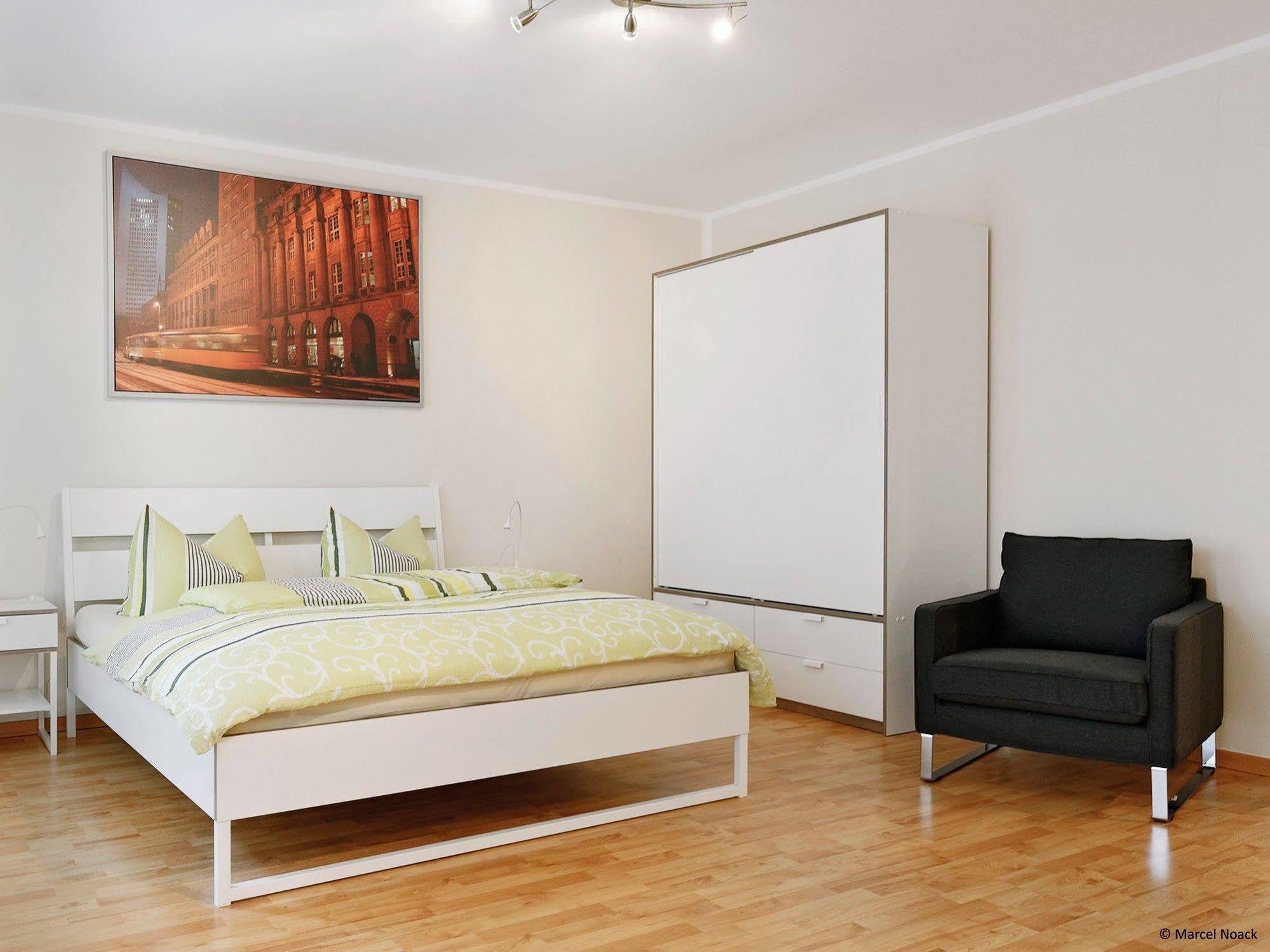 City Park Apartments - #11.01 - Elegante Suite Mit Tiefgarage ไลป์ซิก ภายนอก รูปภาพ